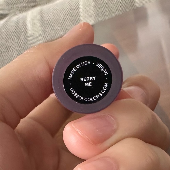 DOSE OF COLORS "BERRY ME" MATTE LIQUID LIPSTICK - Picture 3 of 7